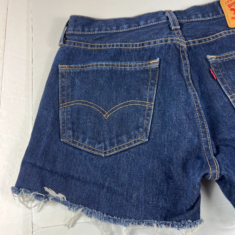 Levi's Jean Shorts Mens 32* 505 Dark Blue Cut Off Fray Cotton Denim Jorts Tag 34 - Picture 8 of 16